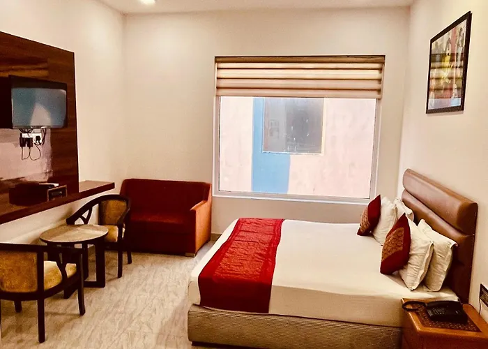 Amora Rooms Dwarka New Delhi
